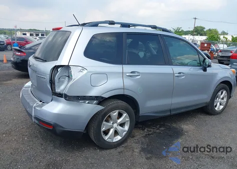 2015 Subaru Forester 2.5I Premium z USA, uszkodzony, nr VIN JF2SJAFC2FH478316